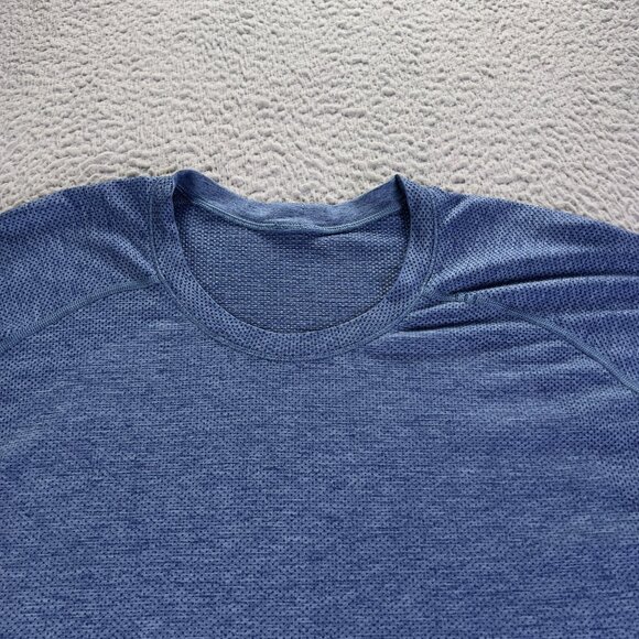 Lululemon Metal Vent Tech Shirt Mens XL Heather Blue Short Sleeve Athletic Gym - Picture 2 of 9